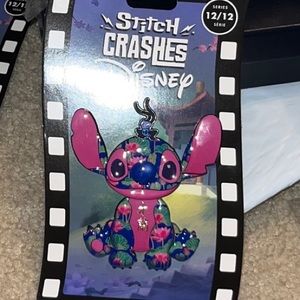 Stitch Crashes Disney Jumbo Pin Mulan Limited Release NWT 12/12